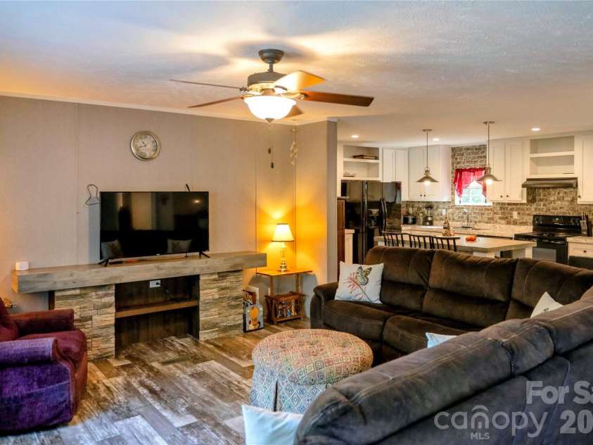 30 & 32 Skyland Circle, Asheville, NC 28804.  MLS# CAR4421300, YatesRealty ID 48597. Living Room