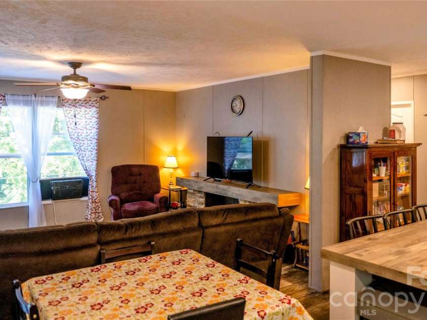 30 & 32 Skyland Circle, Asheville, NC 28804.  MLS# CAR4421300, YatesRealty ID 48597. Living Room