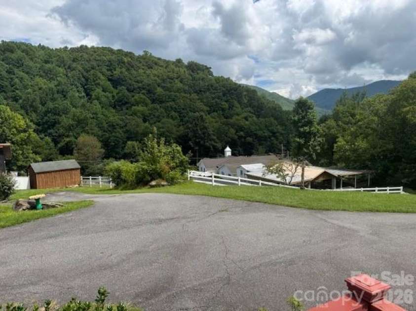 56 Chateau Lane, Maggie Valley, NC 28751.  MLS# CAR4414194, YatesRealty ID 48598. 