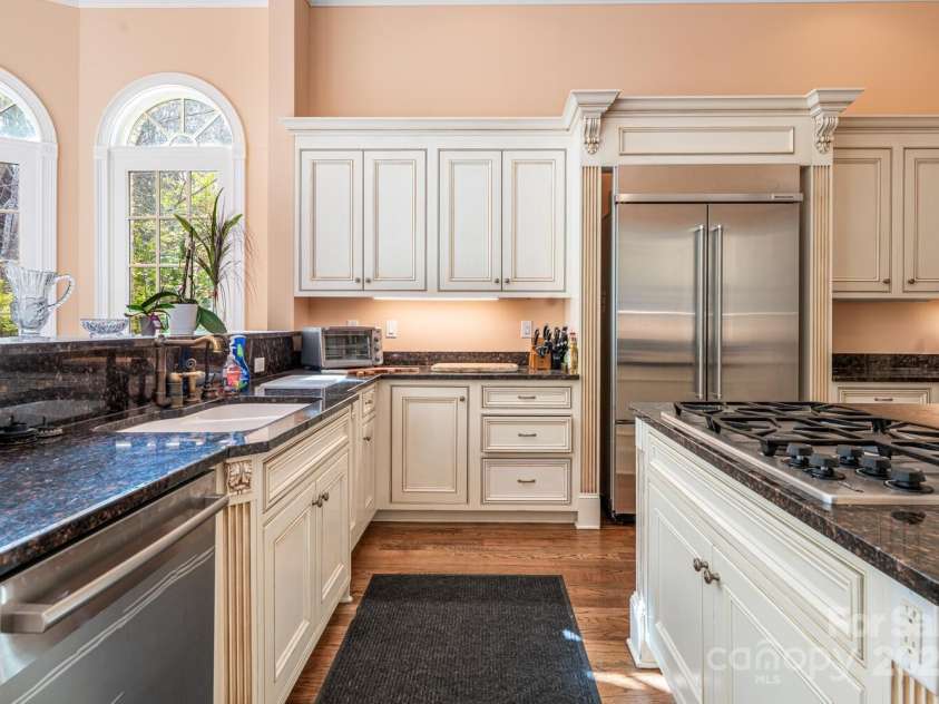 150 Rainbow View Drive, Fletcher, NC 28732.  MLS# CAR4322580, YatesRealty ID 486. 