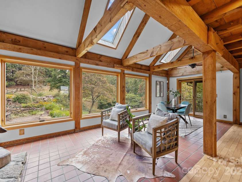 71 Kuykendall Branch, Asheville, NC 28804.  MLS# CAR4293308, YatesRealty ID 4860. 