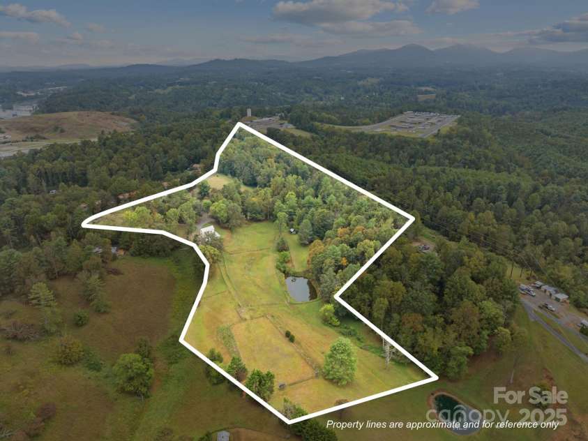 71 Kuykendall Branch, Asheville, NC 28804.  MLS# CAR4293308, YatesRealty ID 4860. 