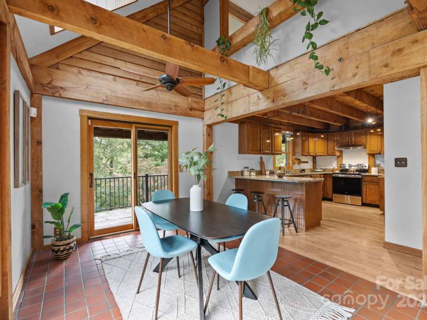 71 Kuykendall Branch, Asheville, NC 28804.  MLS# CAR4293308, YatesRealty ID 4860. Dining and kitchen areas
