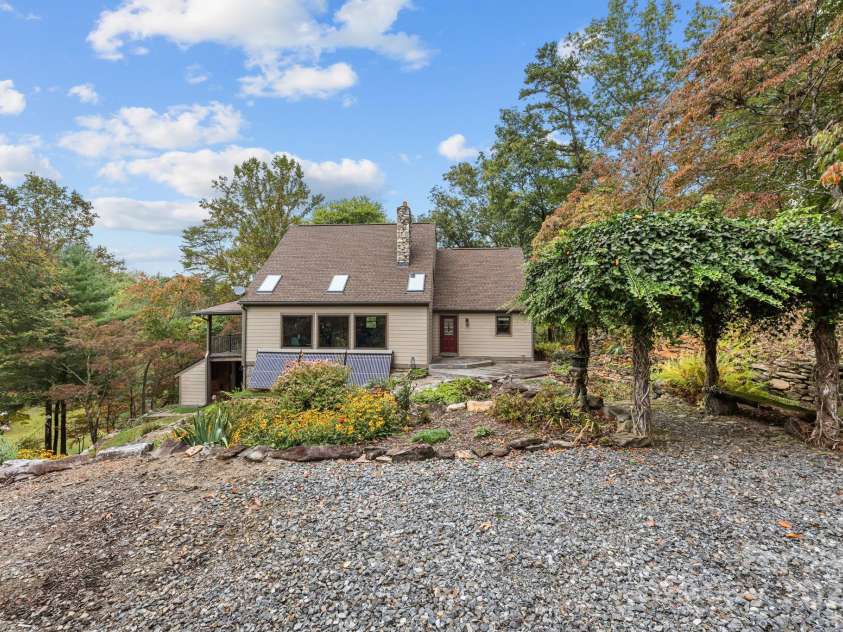 71 Kuykendall Branch, Asheville, NC 28804.  MLS# CAR4293308, YatesRealty ID 4860. Serene farm living at its best!