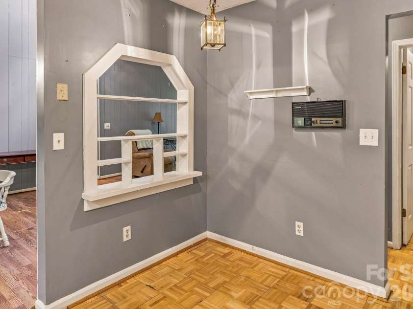 51 Rising Meadow Lane, Mills River, NC 28759.  MLS# CAR4417388, YatesRealty ID 48604. 