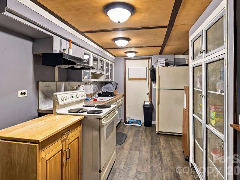 51 Rising Meadow Lane, Mills River, NC 28759.  MLS# CAR4417388, YatesRealty ID 48604. 