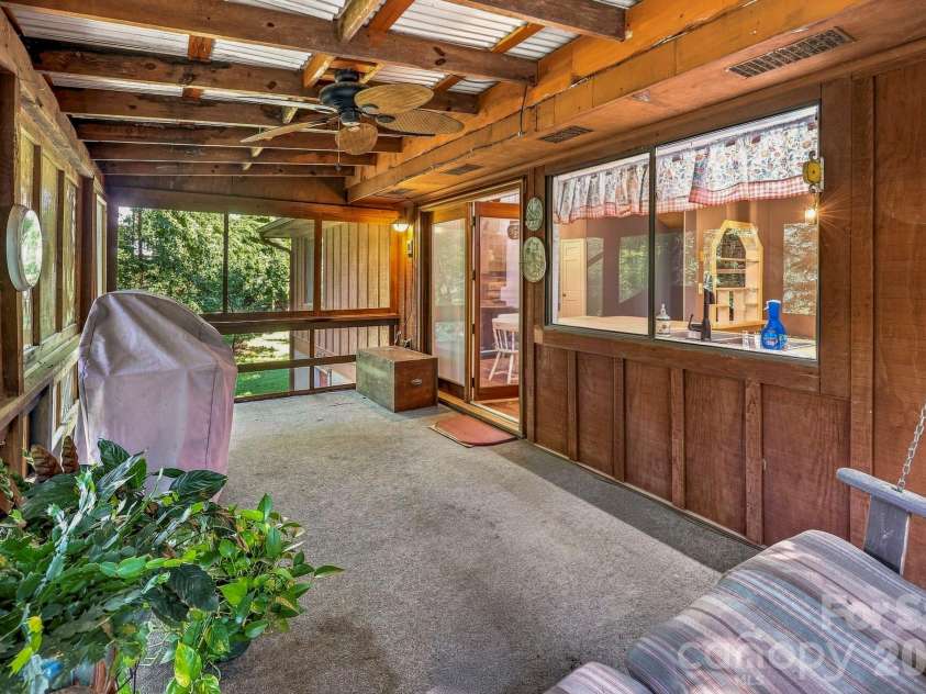 51 Rising Meadow Lane, Mills River, NC 28759.  MLS# CAR4417388, YatesRealty ID 48604. 