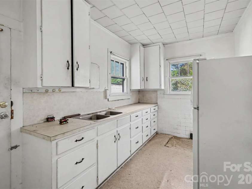 3445 Long Ferry Road, Salisbury, NC 28146.  MLS# CAR4418934, YatesRealty ID 48606. 