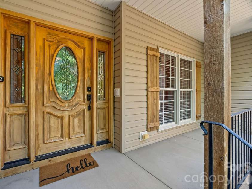 3321 Lower Lake Road, Thomasville, NC 27360.  MLS# CAR4421402, YatesRealty ID 48607. 