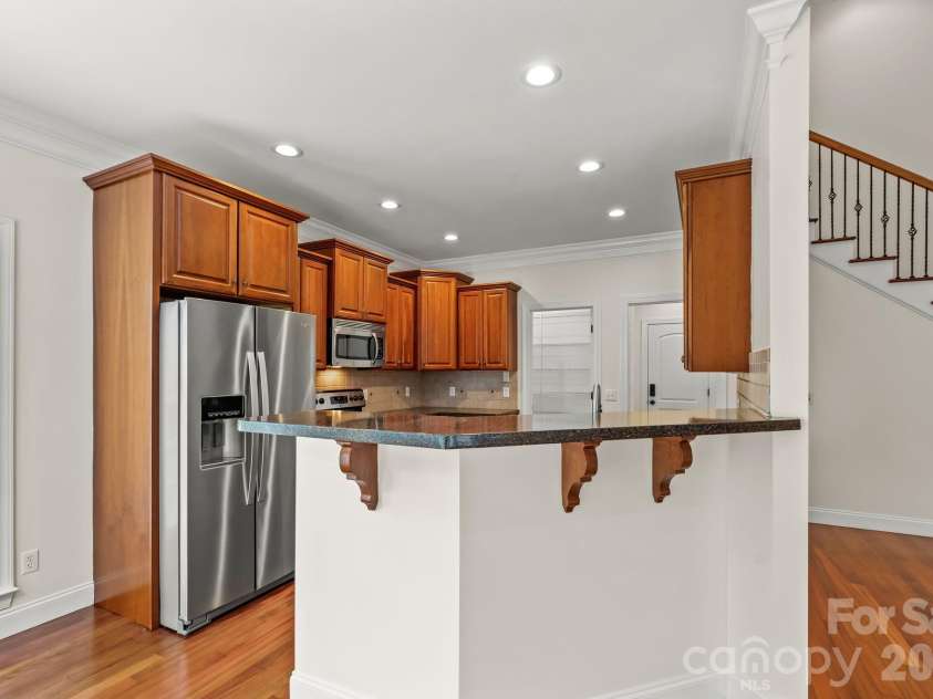 3321 Lower Lake Road, Thomasville, NC 27360.  MLS# CAR4421402, YatesRealty ID 48607. 