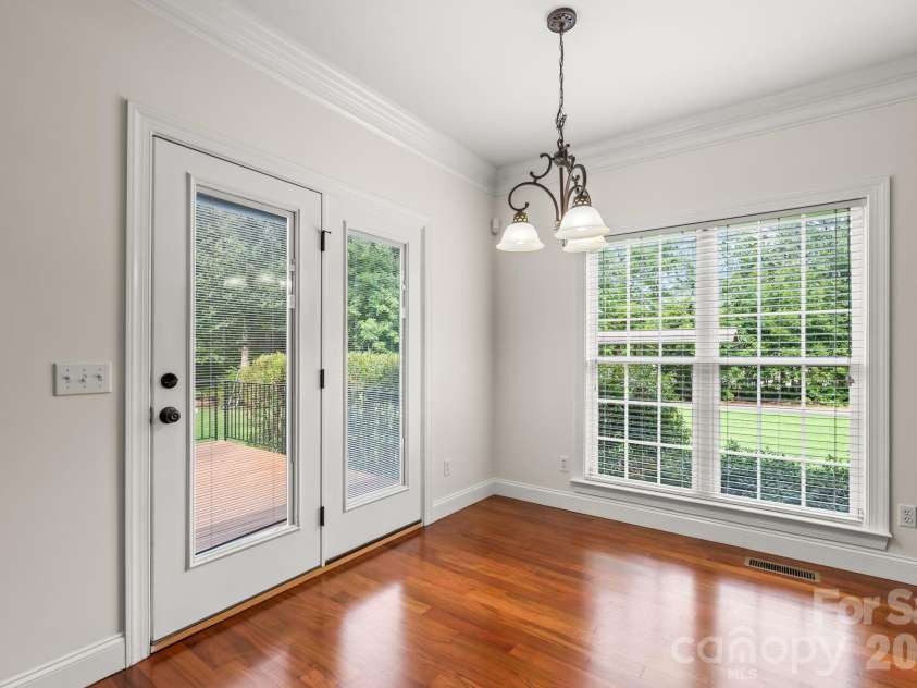 3321 Lower Lake Road, Thomasville, NC 27360.  MLS# CAR4421402, YatesRealty ID 48607. 