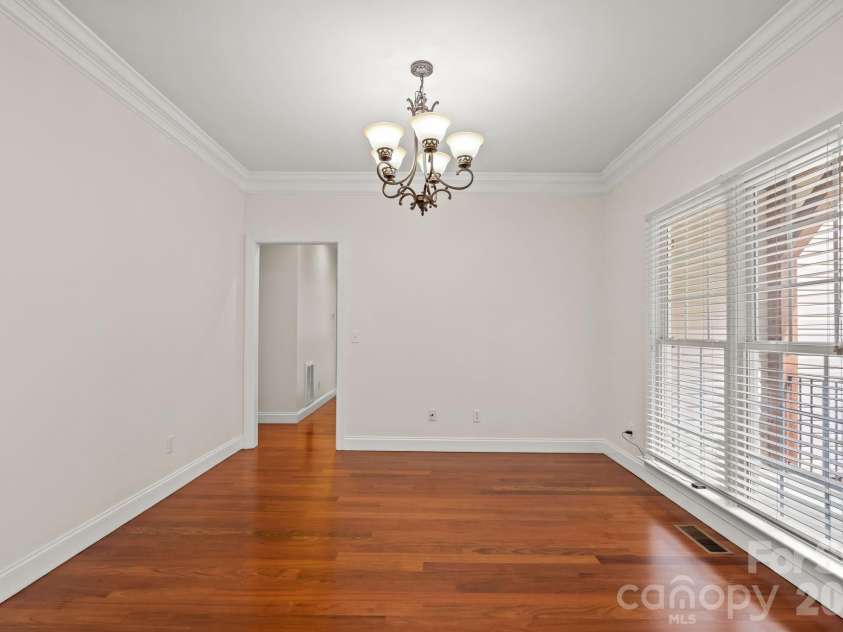 3321 Lower Lake Road, Thomasville, NC 27360.  MLS# CAR4421402, YatesRealty ID 48607. 