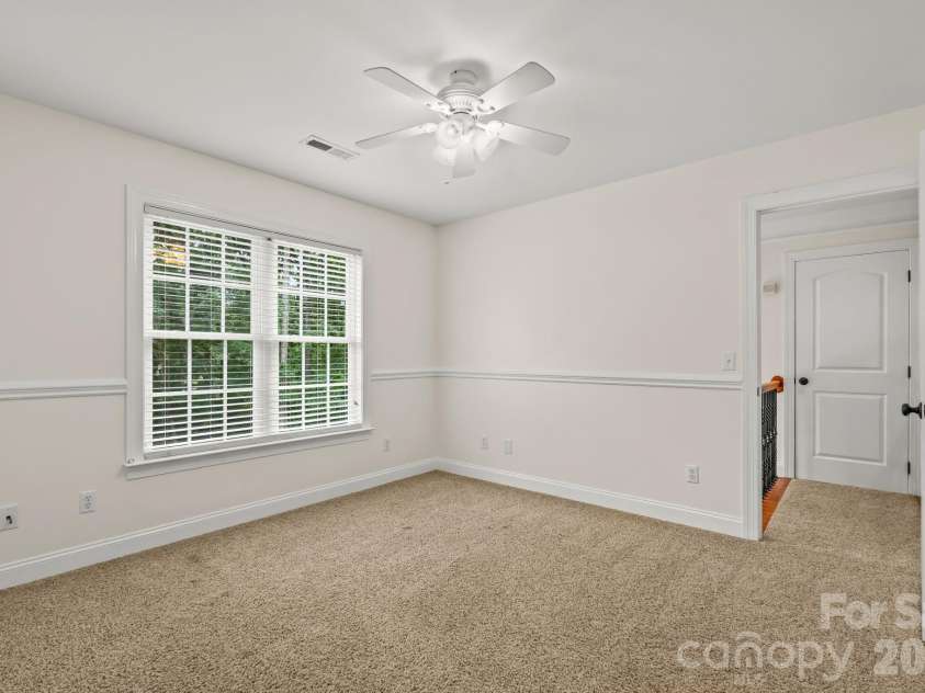 3321 Lower Lake Road, Thomasville, NC 27360.  MLS# CAR4421402, YatesRealty ID 48607. 