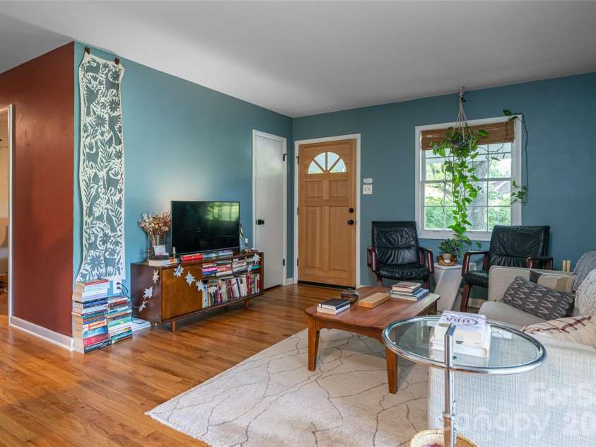 246 North Fork Road, Black Mountain, NC 28711.  MLS# CAR4412318, YatesRealty ID 48612. 