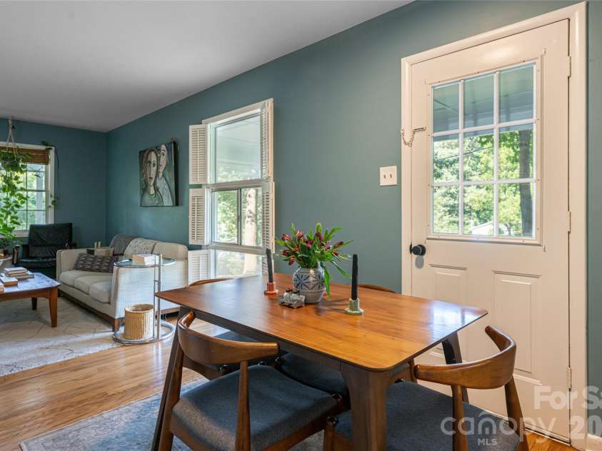 246 North Fork Road, Black Mountain, NC 28711.  MLS# CAR4412318, YatesRealty ID 48612. 