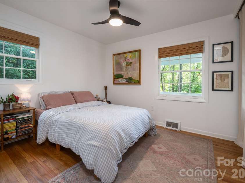 246 North Fork Road, Black Mountain, NC 28711.  MLS# CAR4412318, YatesRealty ID 48612. 