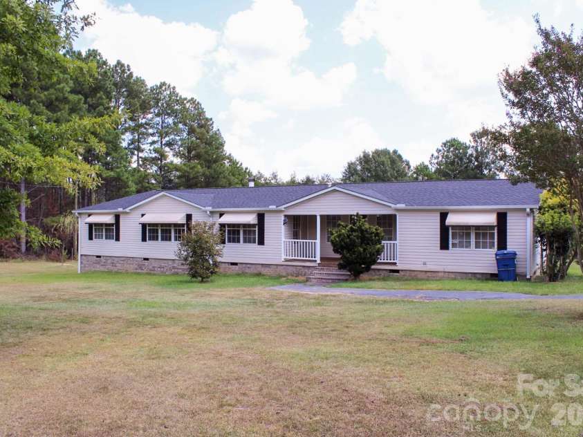 4171 Old Hills Bridge Road, Enoree, SC 29335.  MLS# CAR4421153, YatesRealty ID 48613. 