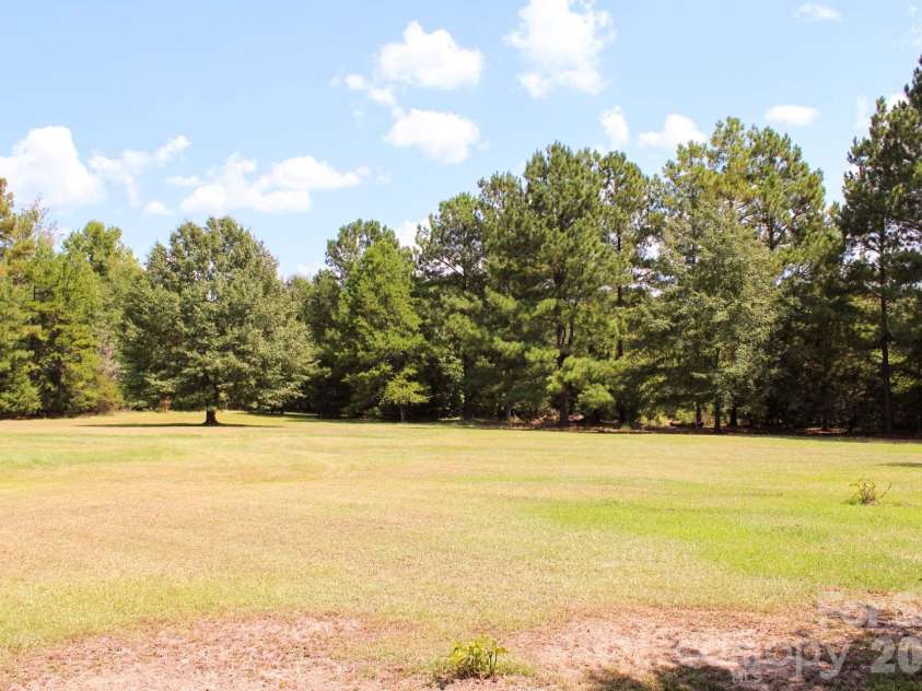 4171 Old Hills Bridge Road, Enoree, SC 29335.  MLS# CAR4421153, YatesRealty ID 48613. 