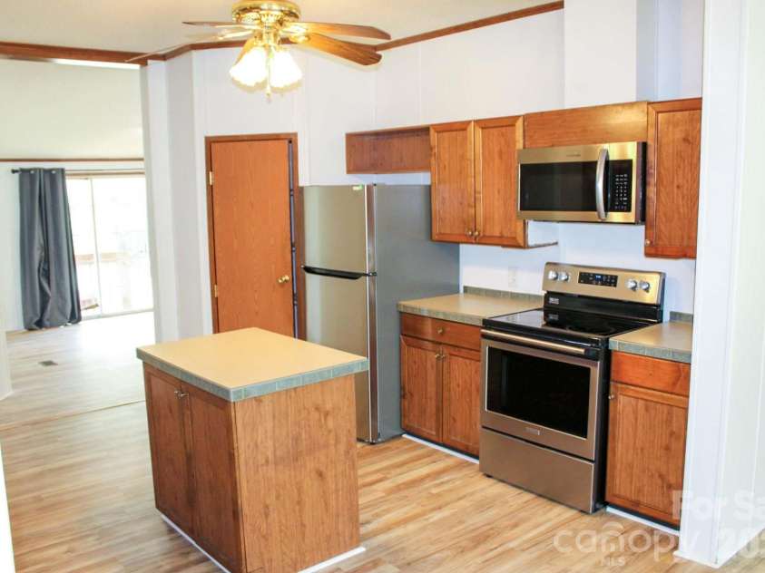 4171 Old Hills Bridge Road, Enoree, SC 29335.  MLS# CAR4421153, YatesRealty ID 48613. 