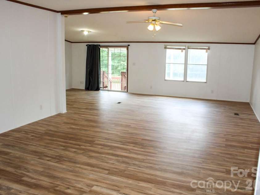 4171 Old Hills Bridge Road, Enoree, SC 29335.  MLS# CAR4421153, YatesRealty ID 48613. 