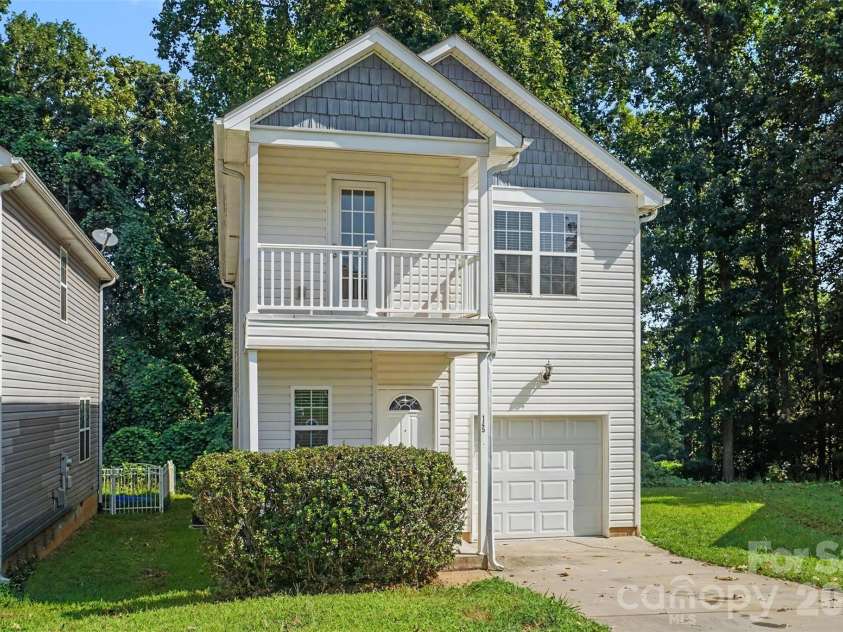 145 High Bluff Circle, Mooresville, NC 28115.  MLS# CAR4420838, YatesRealty ID 48615. 