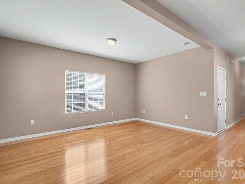 145 High Bluff Circle, Mooresville, NC 28115.  MLS# CAR4420838, YatesRealty ID 48615. 