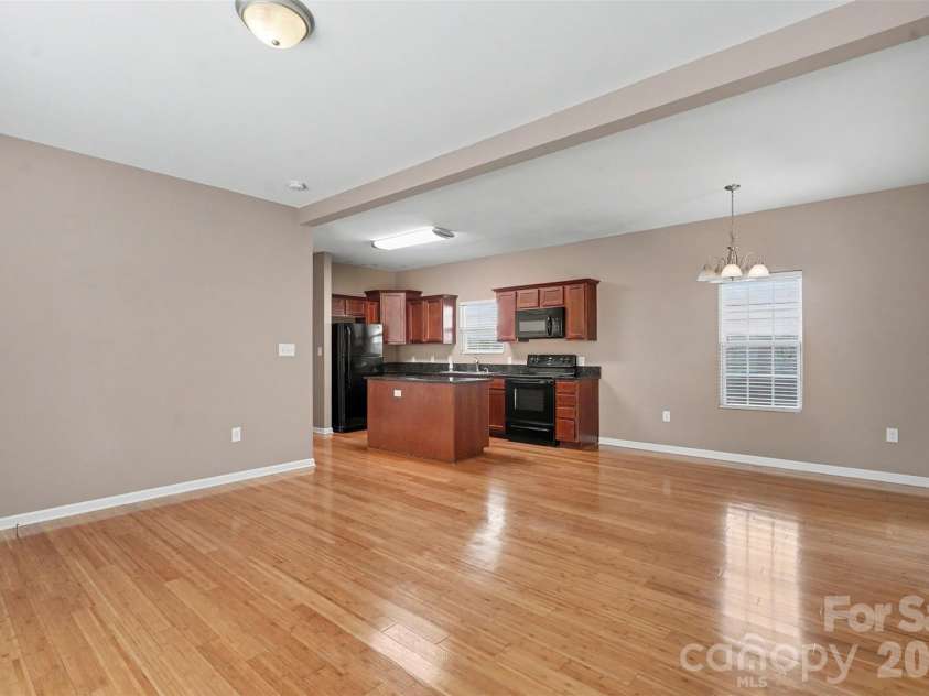 145 High Bluff Circle, Mooresville, NC 28115.  MLS# CAR4420838, YatesRealty ID 48615. 