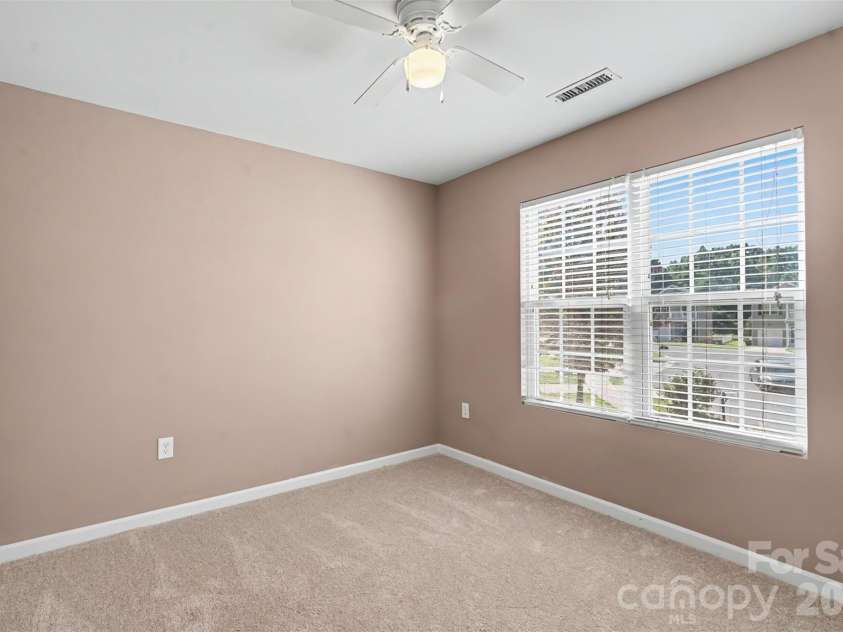 145 High Bluff Circle, Mooresville, NC 28115.  MLS# CAR4420838, YatesRealty ID 48615. 