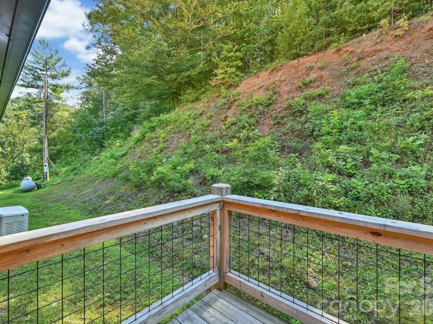 1140 Caney Fork Road, Marshall, NC 28753.  MLS# CAR4421346, YatesRealty ID 48616. 
