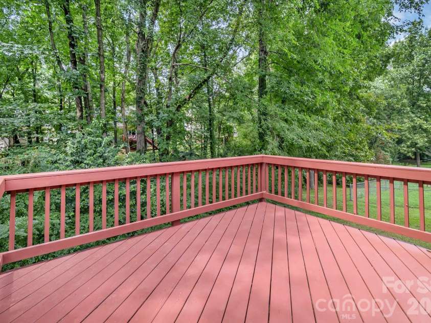 8314 David Lee Lane, Charlotte, NC 28227.  MLS# CAR4420448, YatesRealty ID 48617. Deck