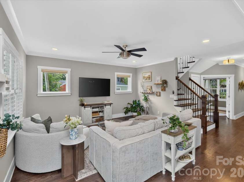 2714 Duncan Avenue, Charlotte, NC 28205.  MLS# CAR4404528, YatesRealty ID 48618. 