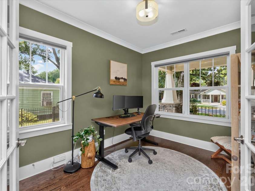 2714 Duncan Avenue, Charlotte, NC 28205.  MLS# CAR4404528, YatesRealty ID 48618. 