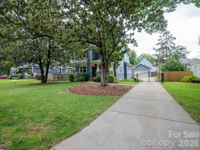 2714 Duncan Avenue, Charlotte, NC 28205.  MLS# CAR4404528, YatesRealty ID 48618. 