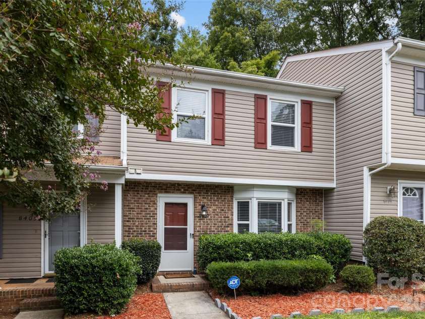 8407 Rust Wood Place, Charlotte, NC 28227.  MLS# CAR4415712, YatesRealty ID 48619. 