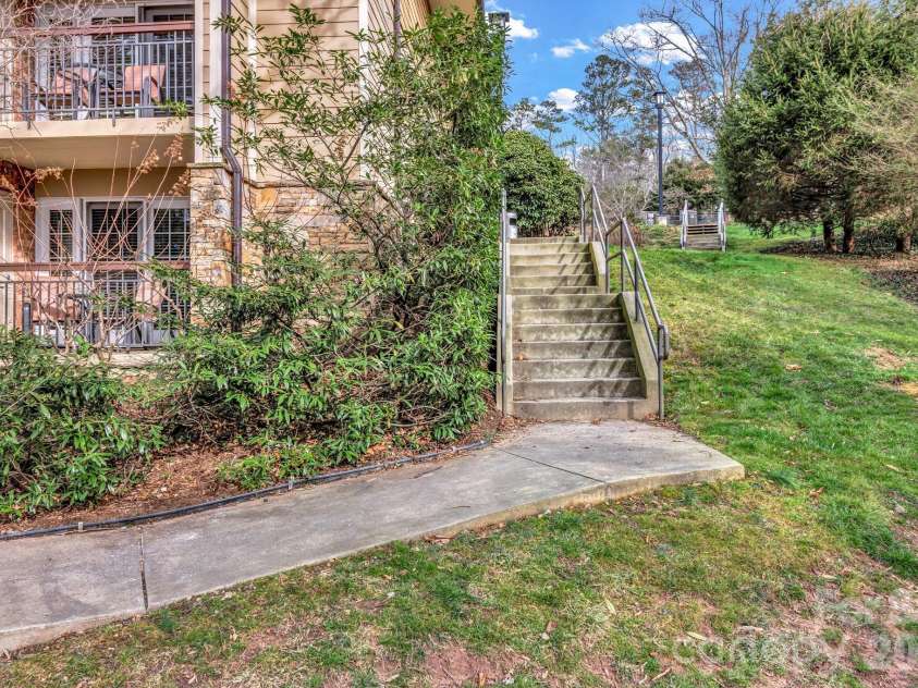 119 Bowling Park Road, Asheville, NC 28803.  MLS# CAR4336205, YatesRealty ID 4862. 