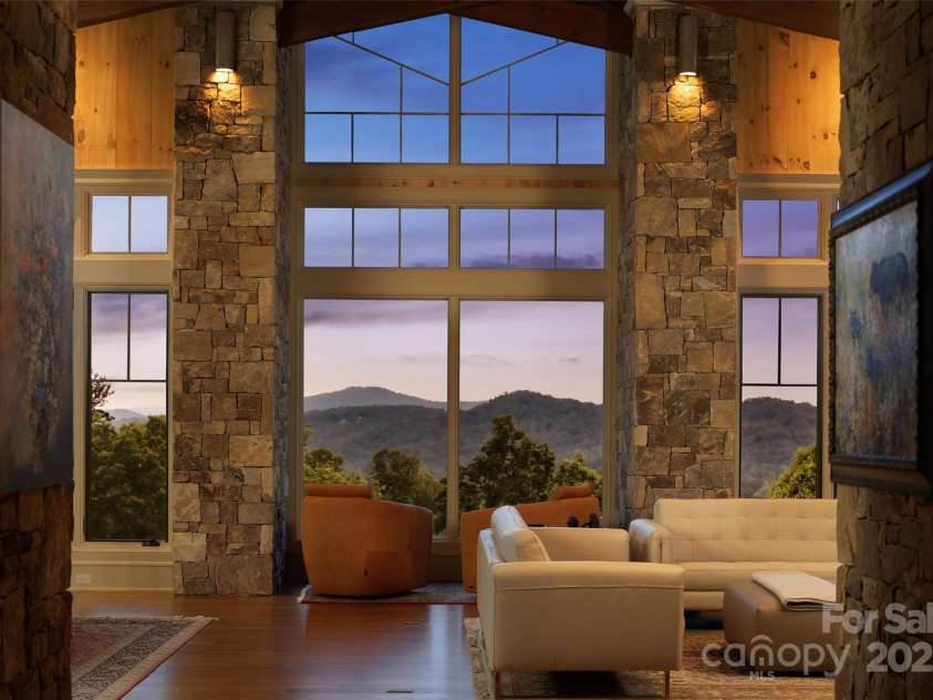 1547 Walnut Cove Road, Hendersonville, NC 28739.  MLS# CAR4326840, YatesRealty ID 4862. 