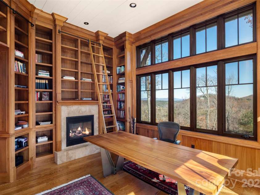 1547 Walnut Cove Road, Hendersonville, NC 28739.  MLS# CAR4326840, YatesRealty ID 4862. 