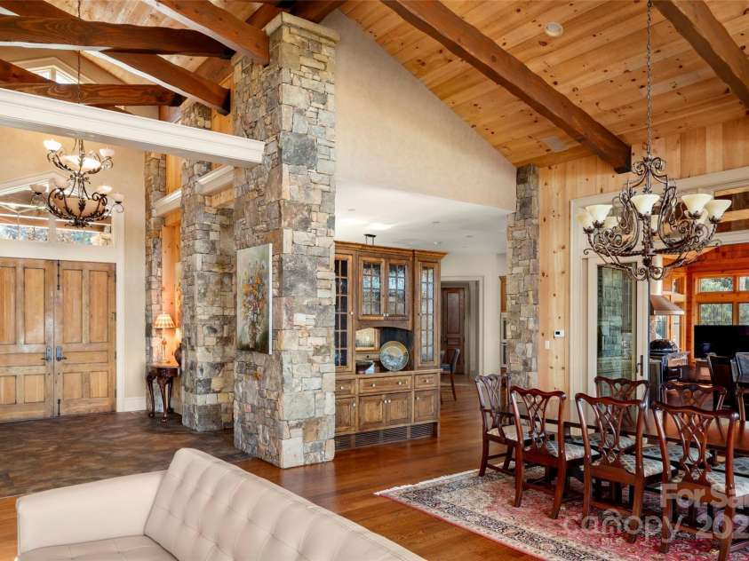 1547 Walnut Cove Road, Hendersonville, NC 28739.  MLS# CAR4326840, YatesRealty ID 4862. 