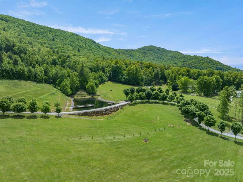 1547 Walnut Cove Road, Hendersonville, NC 28739.  MLS# CAR4326840, YatesRealty ID 4862. 