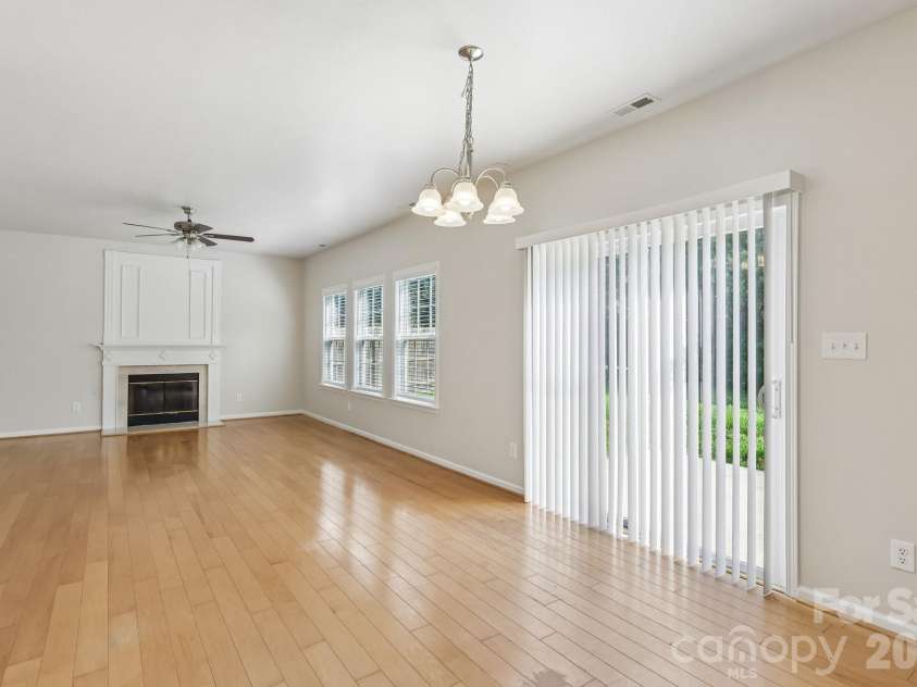 1915 Dundalk Road, Charlotte, NC 28270.  MLS# CAR4420789, YatesRealty ID 48621. 