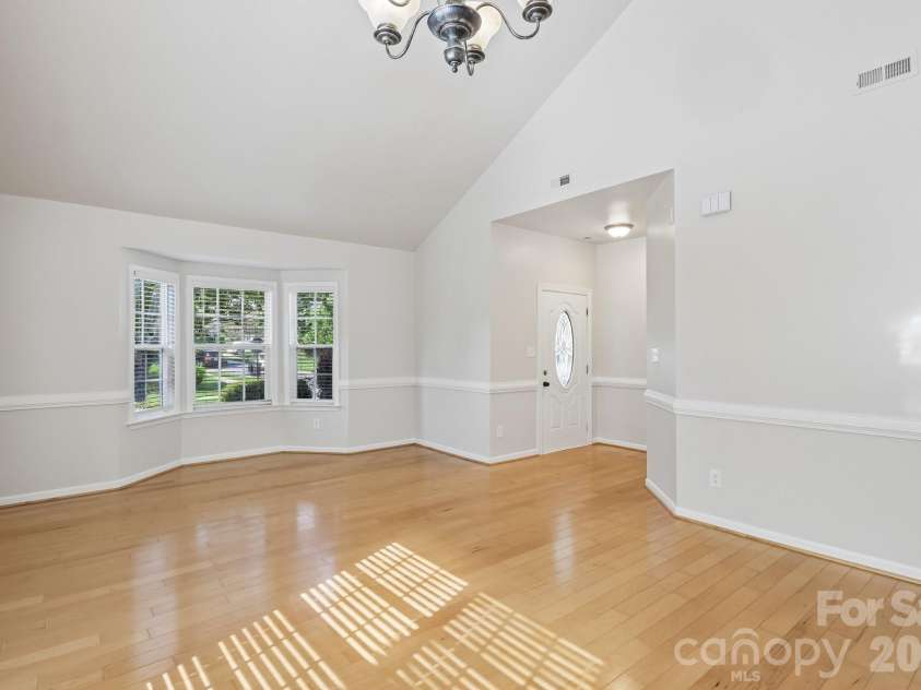 1915 Dundalk Road, Charlotte, NC 28270.  MLS# CAR4420789, YatesRealty ID 48621. 