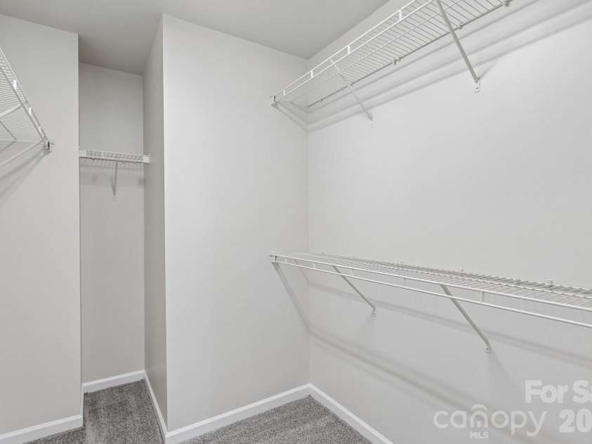 1915 Dundalk Road, Charlotte, NC 28270.  MLS# CAR4420789, YatesRealty ID 48621. 