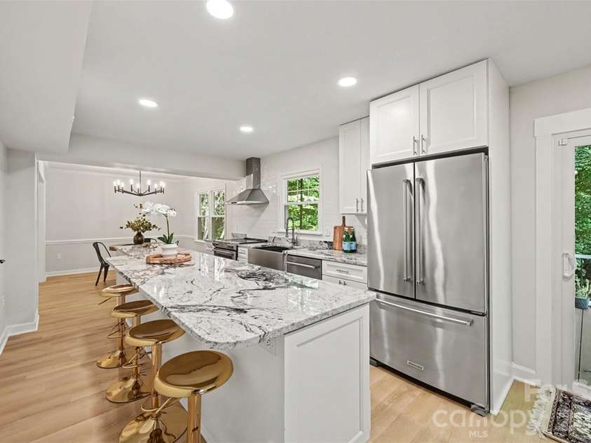 7505 Hawkstand Lane, Charlotte, NC 28210.  MLS# CAR4404392, YatesRealty ID 48622. 