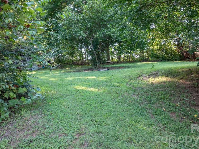 3221 1st Avenue Drive, Conover, NC 28613.  MLS# CAR4420987, YatesRealty ID 48624. 