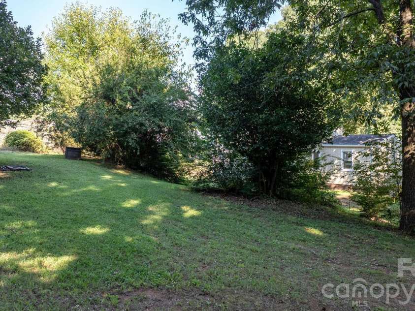 3221 1st Avenue Drive, Conover, NC 28613.  MLS# CAR4420987, YatesRealty ID 48624. 