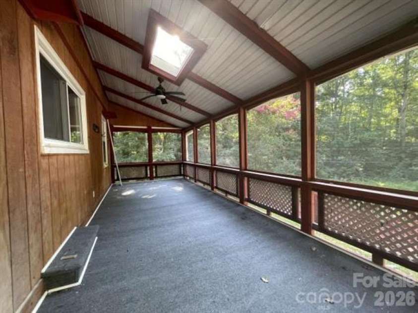 6931 Crossridge Road, Charlotte, NC 28214.  MLS# CAR4409165, YatesRealty ID 48625. 