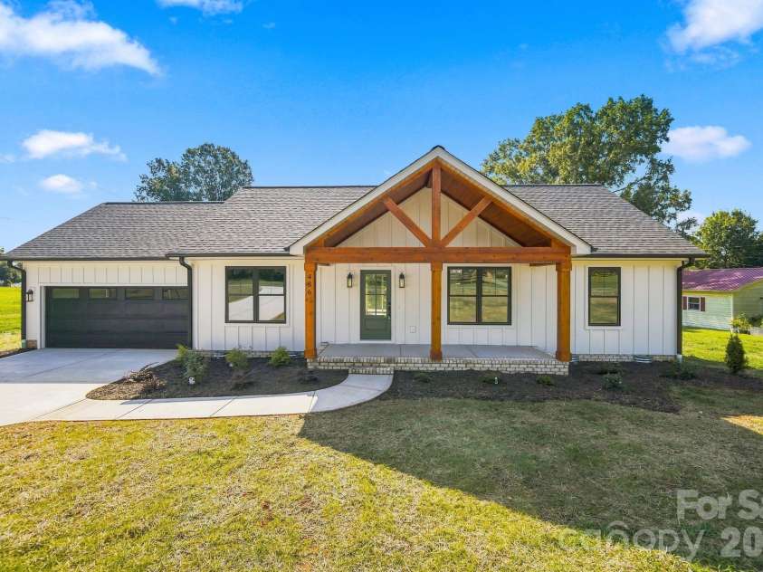 486 Mcalister Road, Lincolnton, NC 28093.  MLS# CAR4420806, YatesRealty ID 48626. 