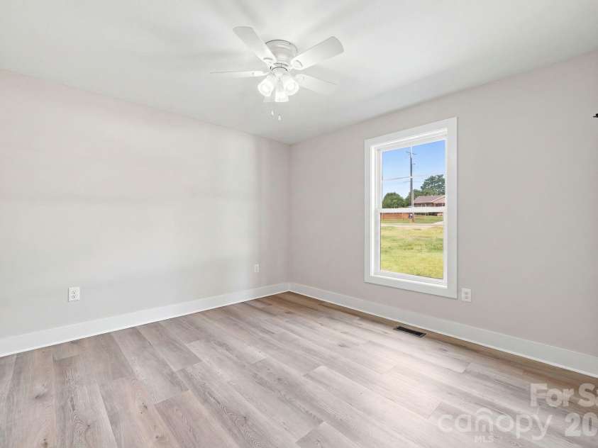 486 Mcalister Road, Lincolnton, NC 28093.  MLS# CAR4420806, YatesRealty ID 48626. 