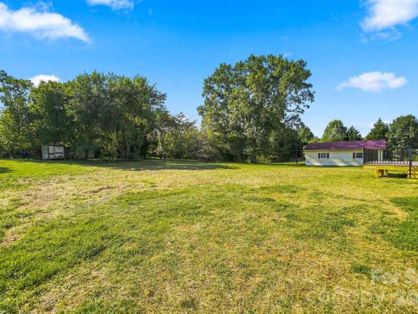486 Mcalister Road, Lincolnton, NC 28093.  MLS# CAR4420806, YatesRealty ID 48626. 