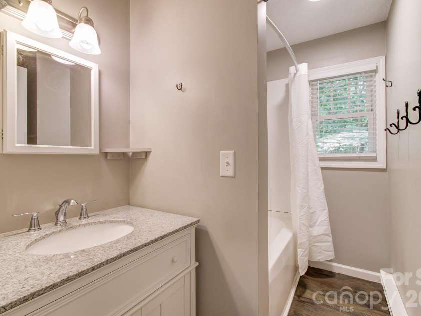 182 Ellerslie Acre None, Hendersonville, NC 28739.  MLS# CAR4385245, YatesRealty ID 48627. 
